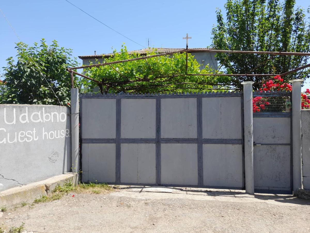 Udabno Naili Hotel Exterior foto