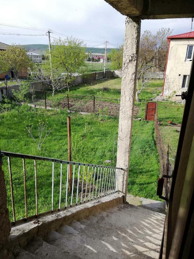 Udabno Naili Hotel Exterior foto